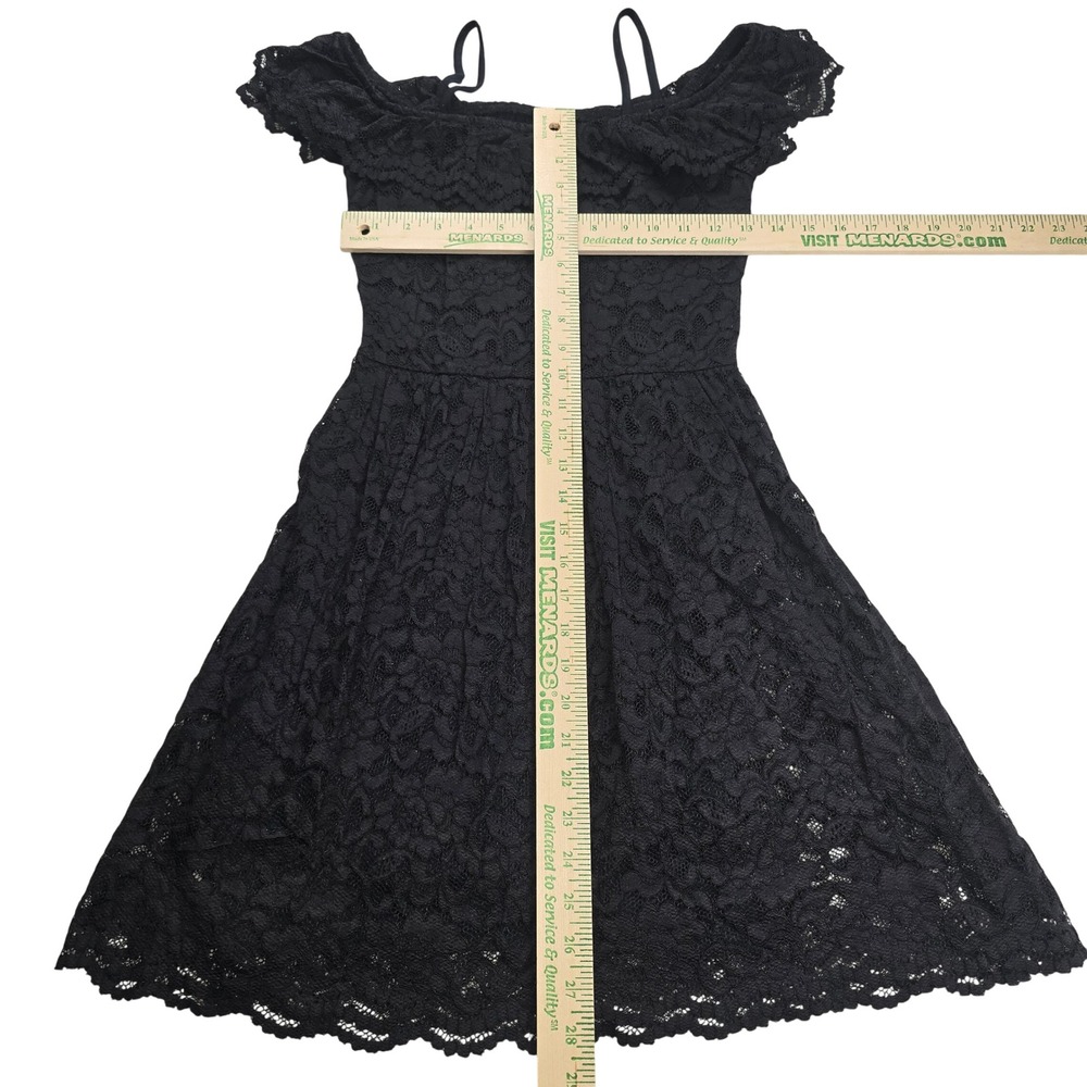 H&M Divided Lace Dress Women Size 2 Black Excellent Off Shoulder Fit Flare LBD - Picture 4 of 5